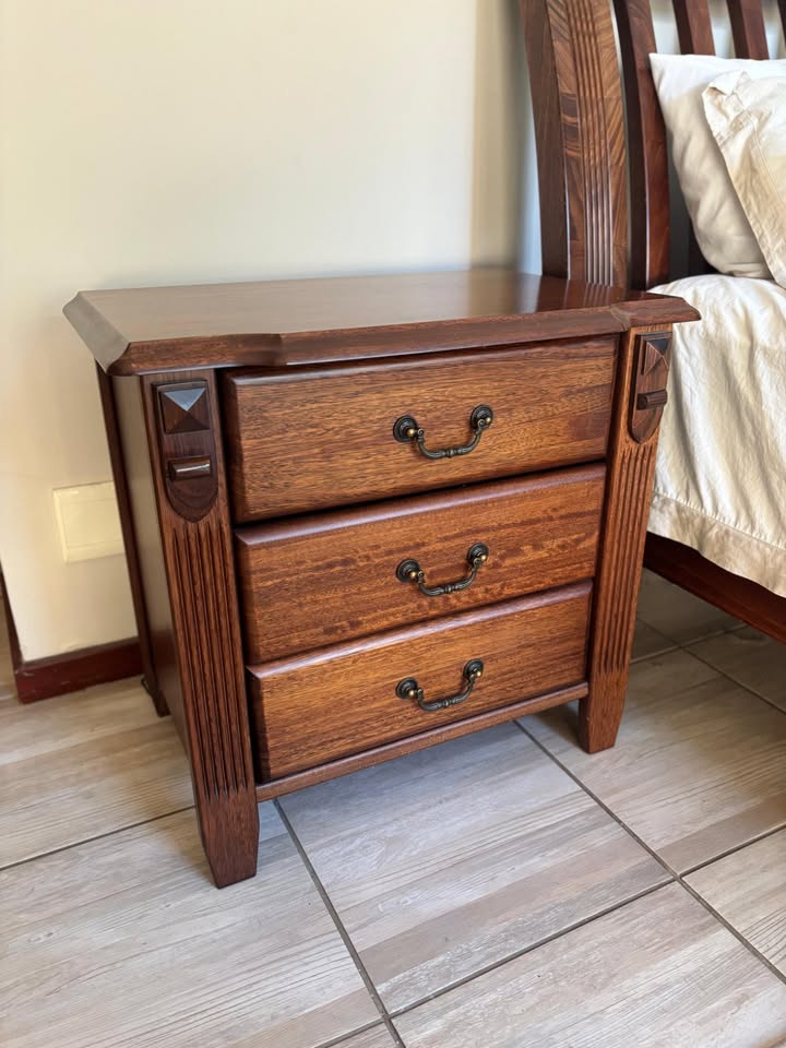 Side Table - Buy online at Piks.co.za